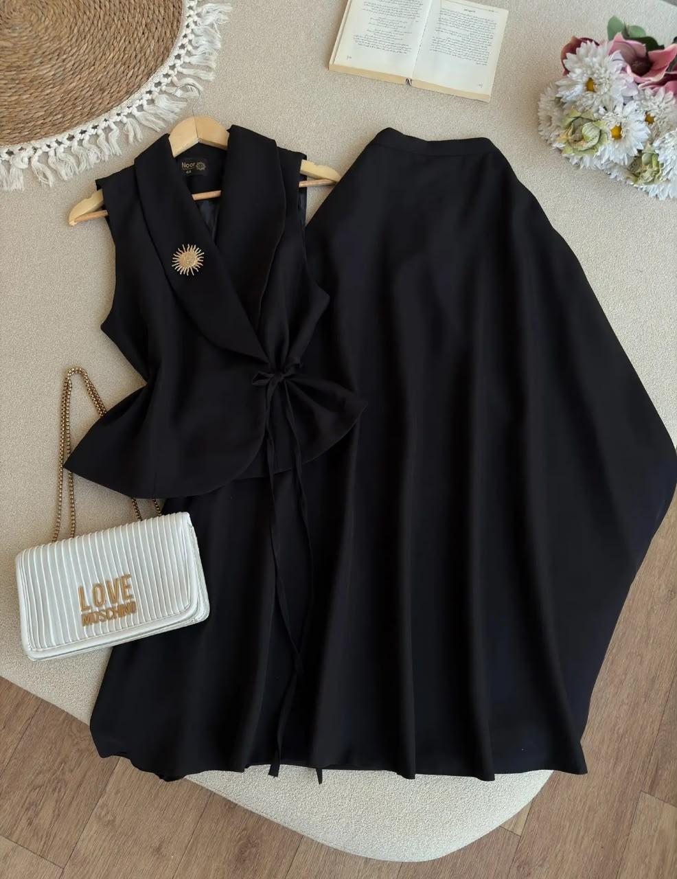 Ensemble gilet et jupe longue