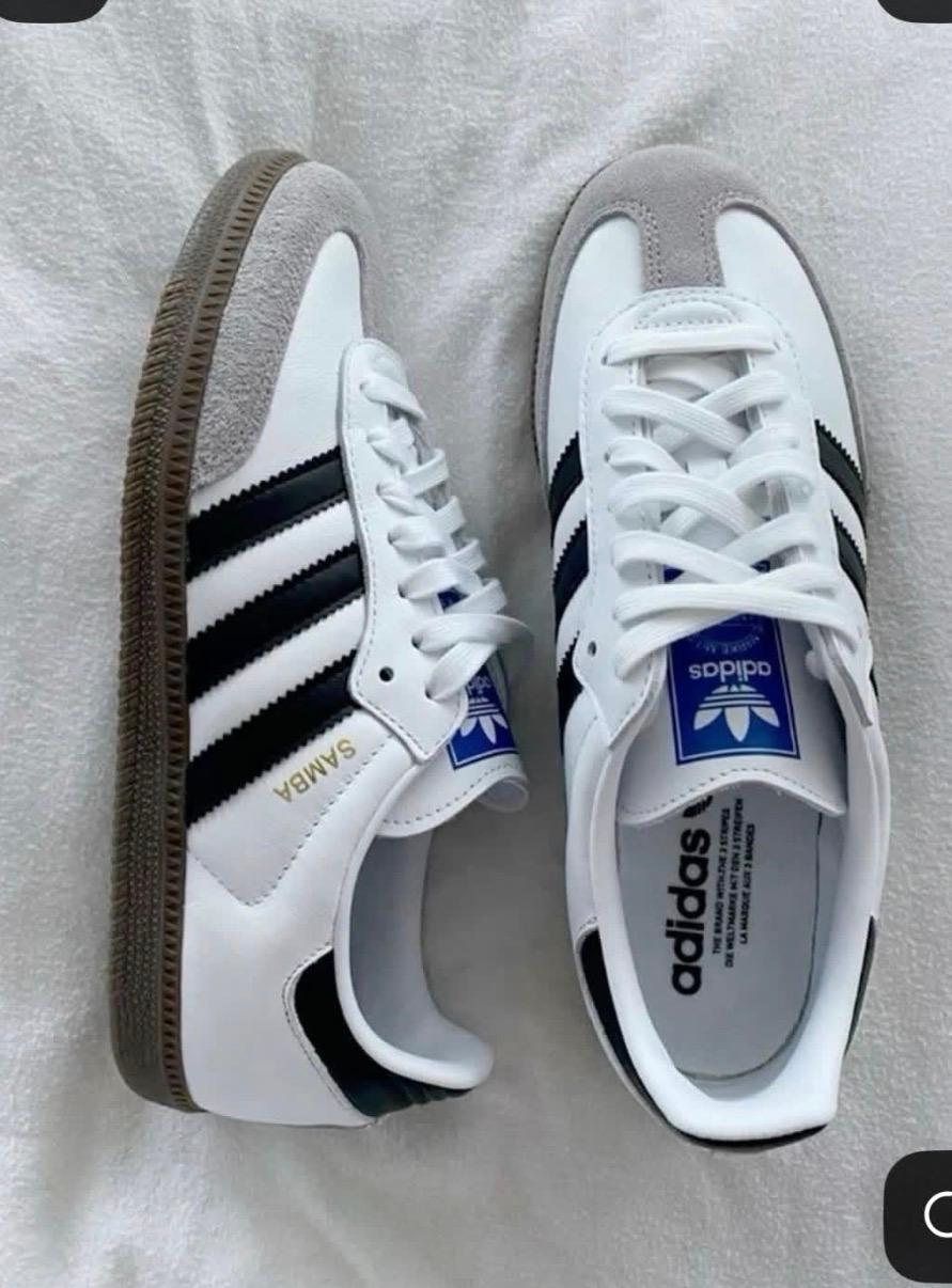Baskets Adidas Samba blanc et noir