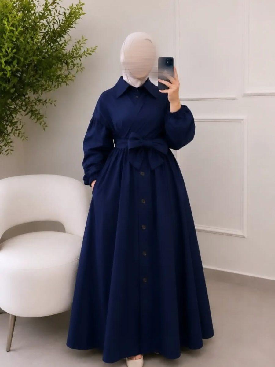 Robe longue bleu marine boutonnée
