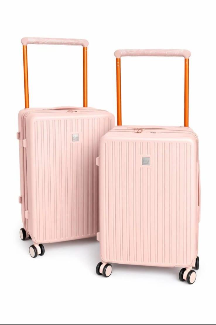 Valises rigides avec détails contrastés