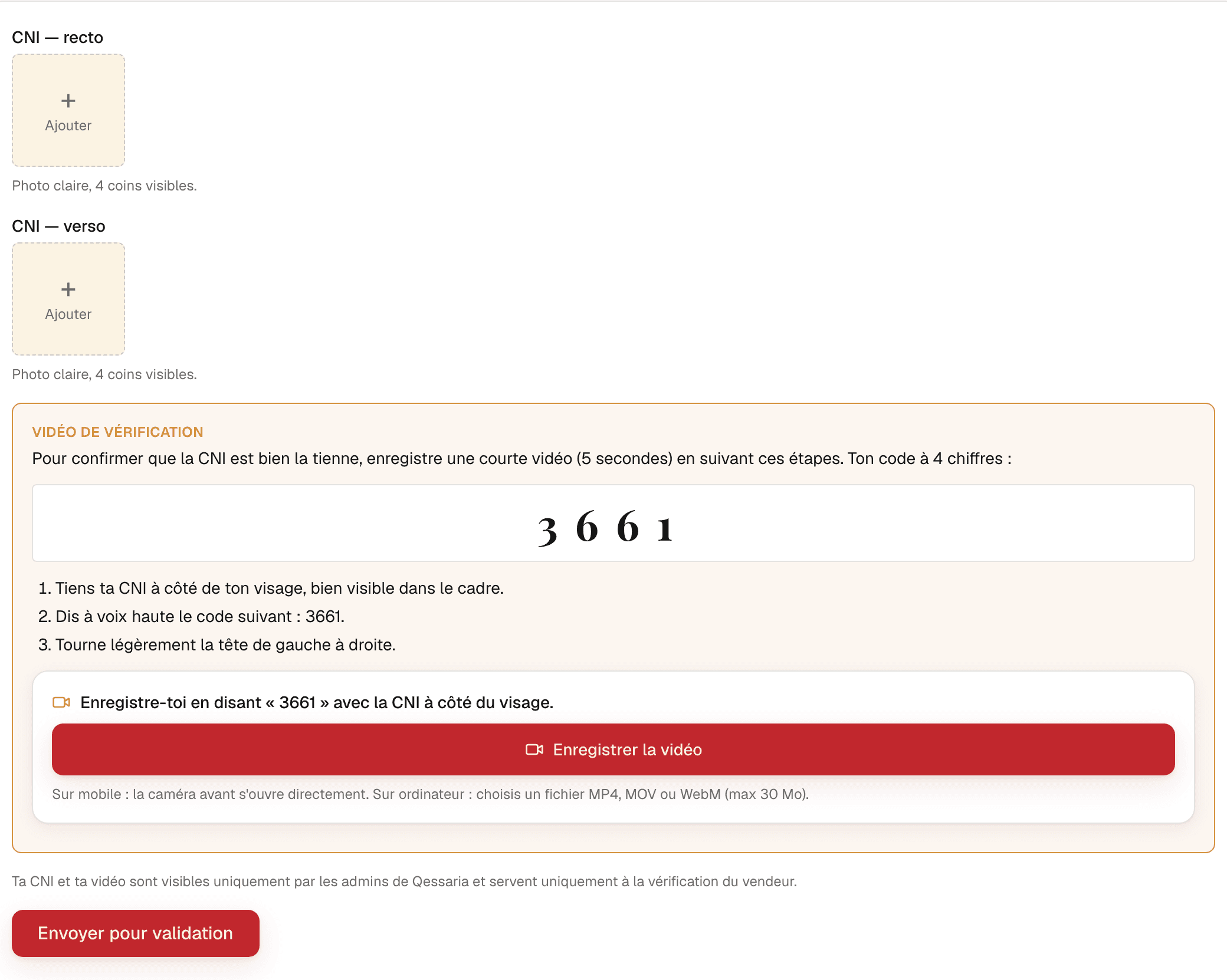 L'écran d'envoi de la pièce d'identité : recto, verso et code vidéo à 4 chiffres